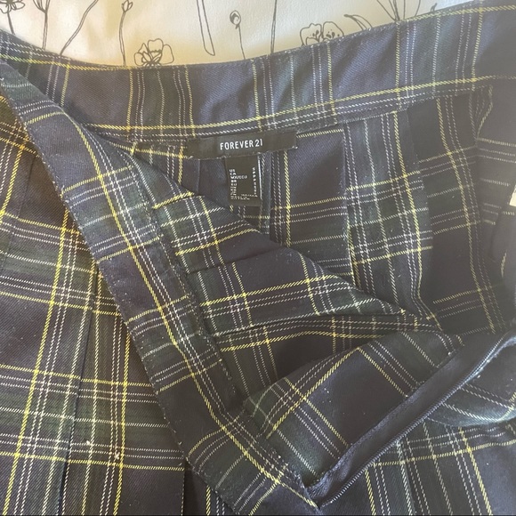 Forever 21 Pleated Skirt - Picture 3 of 4